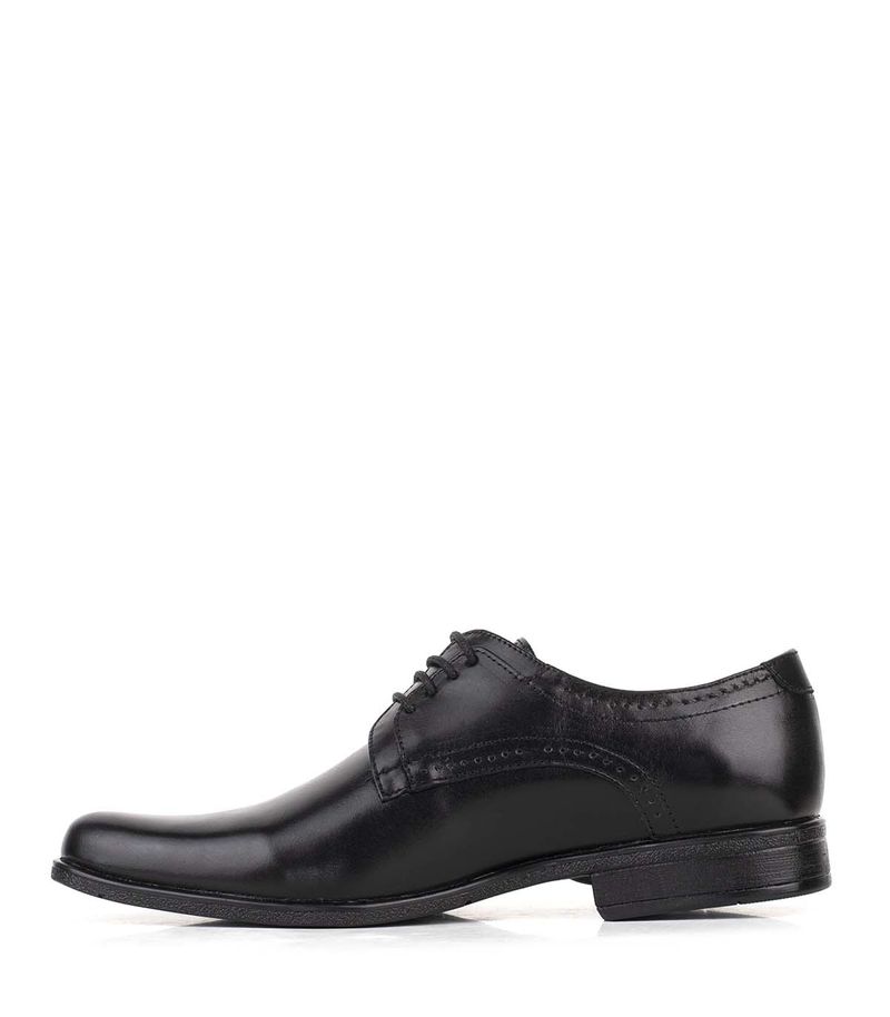 Zapatos-de-vestir-de-cuero-negro-acordonados.jpg
