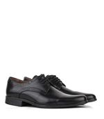 Zapatos-de-vestir-de-cuero-negro-acordonados.jpg