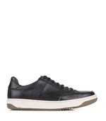 Zapatilla-clasica-de-hombre-en-cuero-negro.jpg