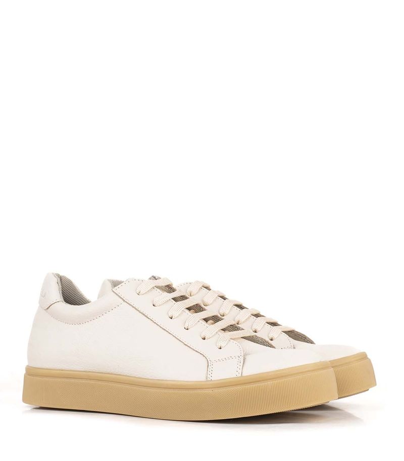 Zapatillas-de-cuero-con-base-caramelo-en-natural.jpg