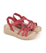 Sandalias-trenzadas-de-cuero-en-rojo.jpg