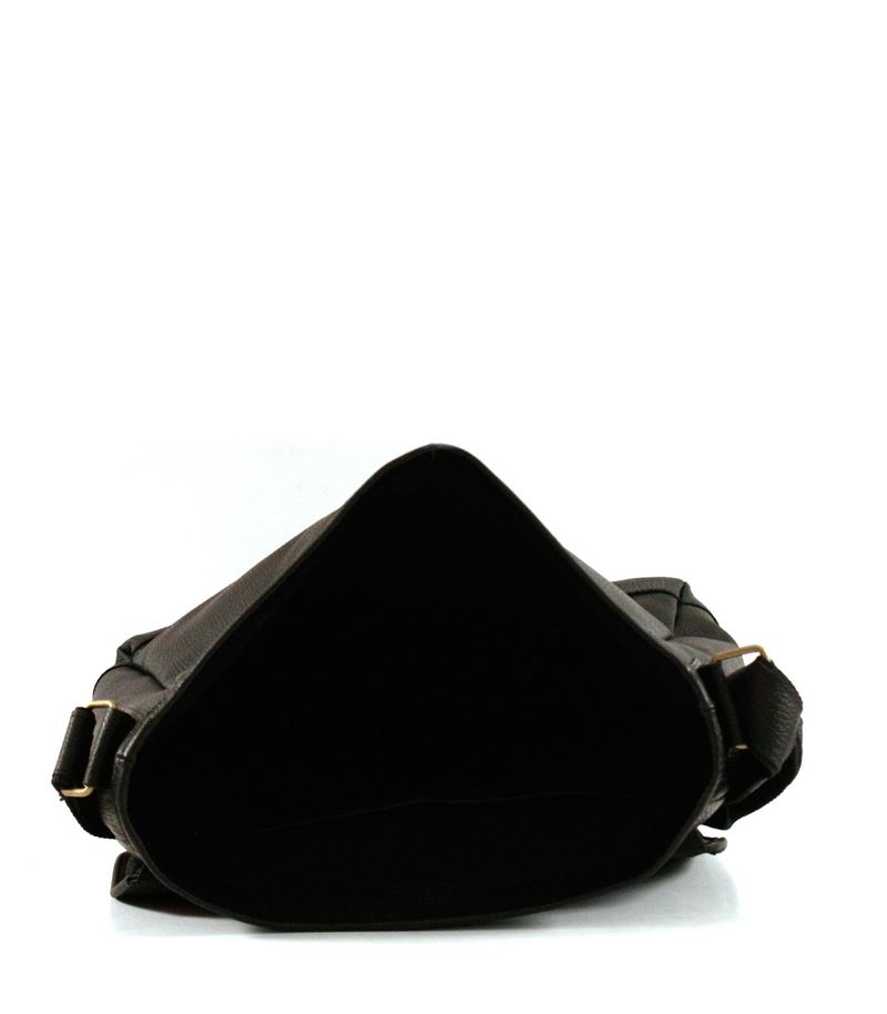 Morral-de-cuero-en-negro.jpg