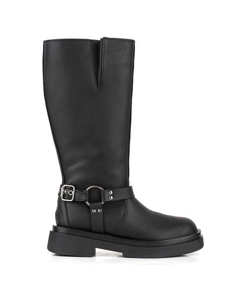 Botas altas tipo motera con herraje en cuero negro