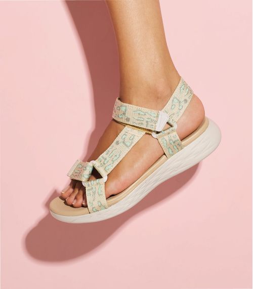 Sandalias bajas en tela color aqua combinada