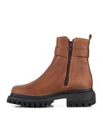 Botas-cortas-de-cuero-tabaco-con-hebilla..jpg
