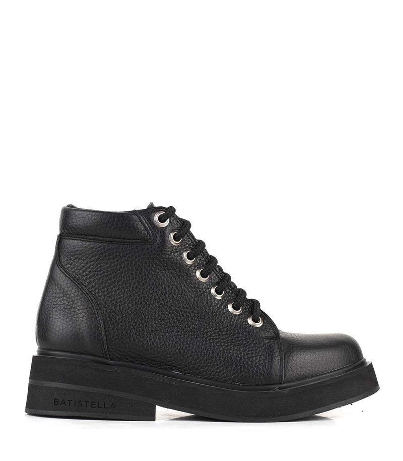 Borcego-de-cuero-negro-estilo-alpino..jpg