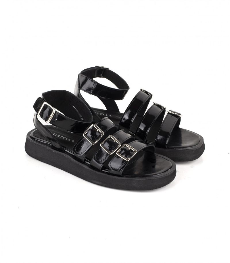 Sandalias-bajas-cintas-con-hebillas-charol-negro.jpg