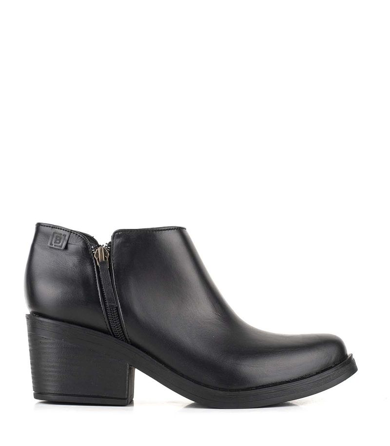 Botas-taco-medio-con-cierres-en-cuero-negro.jpg