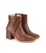 Botas-cortas-de-vestir-en-cuero-y-charol-suela.jpg
