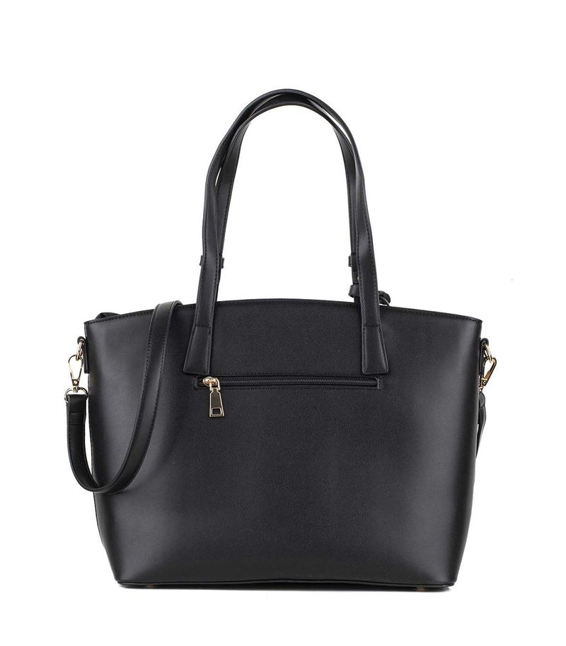Cartera-simil-cuero-negro-con-textura-plisada-y-correa-desmontable.jpg