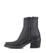 Botas-caña-media-con-tiras-en-cuero-negro.jpg