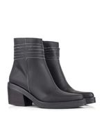 Botas-caña-media-con-tiras-en-cuero-negro.jpg