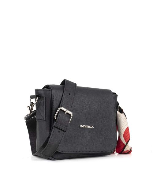 Bandolera de cuero en negro con pañuelo