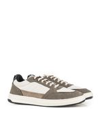 Zapatillas-simil-cuero-urbanas-combinadas-en-natural-y-taupe.jpg
