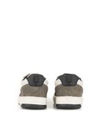 Zapatillas-simil-cuero-urbanas-combinadas-en-natural-y-taupe.jpg