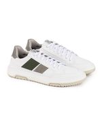 Zapatillas-urbanas-simil-cuero-en-blanco-combinado.jpg