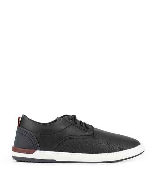 Zapatillas urbanas símil cuero en negro combinado