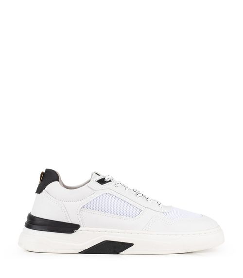 Zapatillas urbanas en símil cuero blanco con detalles en tela