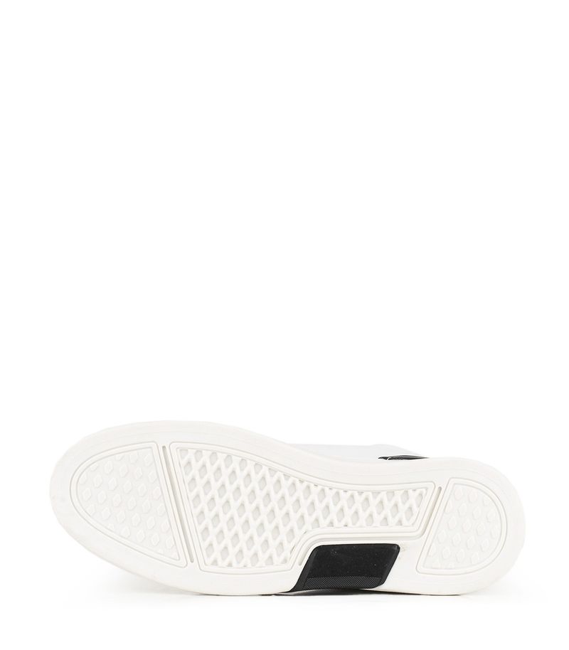 Zapatillas-urbanas-en-simil-cuero-blanco-con-detalles-en-tela.jpg