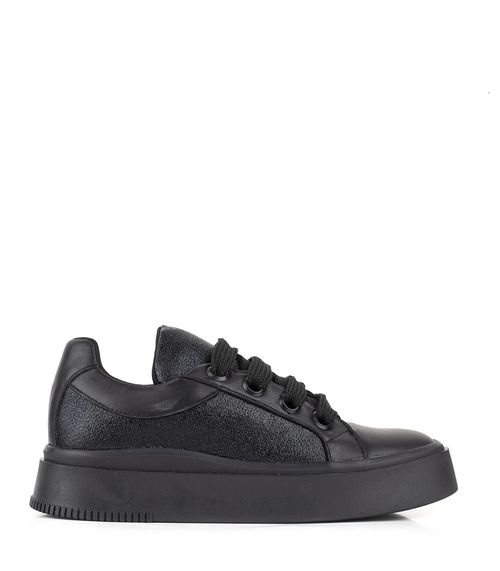 Zapatillas urbanas clásicas de cuero negro