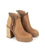 Botas-cortas-de-cuero-en-suela-con-plataforma.jpg