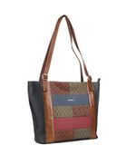 Cartera-de-cuero-multicolor-con-diseño-tramado-en-cuadros.jpg