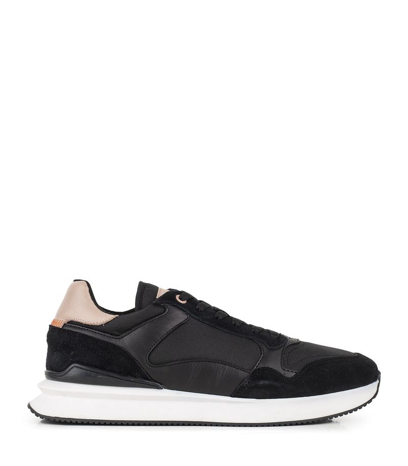 Zapatilla-urbanas-de-gamuza-y-tela-en-negro.jpg