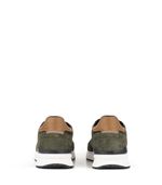 Zapatilla-urbanas-de-gamuza-y-tela-en-verde.jpg