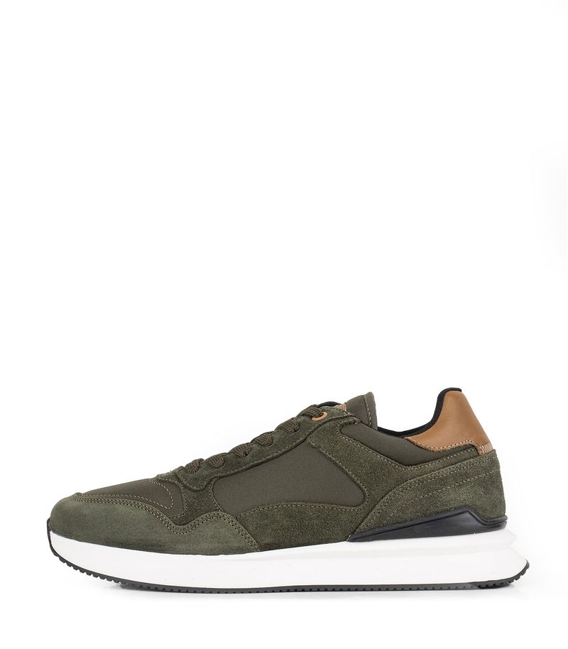 Zapatilla-urbanas-de-gamuza-y-tela-en-verde.jpg