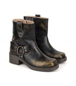 Botas-cortas-de-cuero-marron-con-herraje.jpg