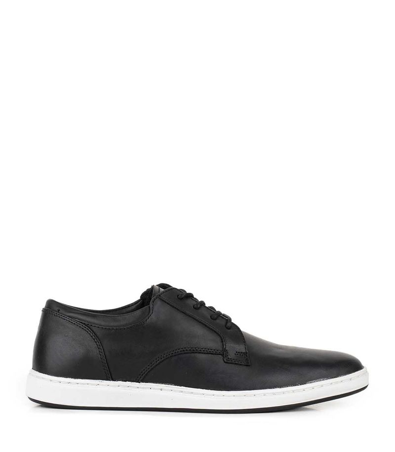 Zapato-urbano-de-cuero-negro-con-base-blanca.jpg