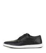 Zapato-urbano-de-cuero-negro-con-base-blanca.jpg