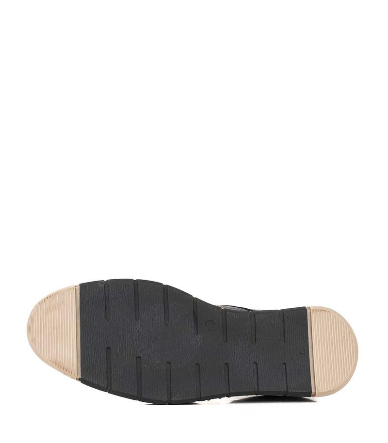 Zapatos-urbanos-de-cuero-negro-con-base-de-goma.jpg