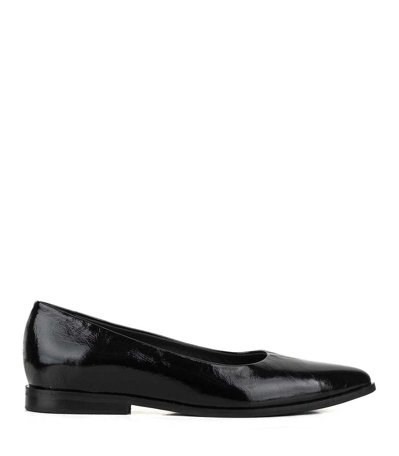 Zapatos-planos-de-mujer-en-charol-negro.jpg