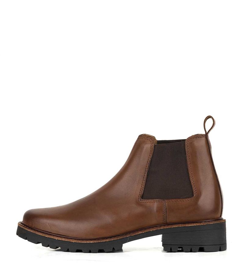 Botas-clasicas-con-elasticos-de-cuero-cognac.jpg