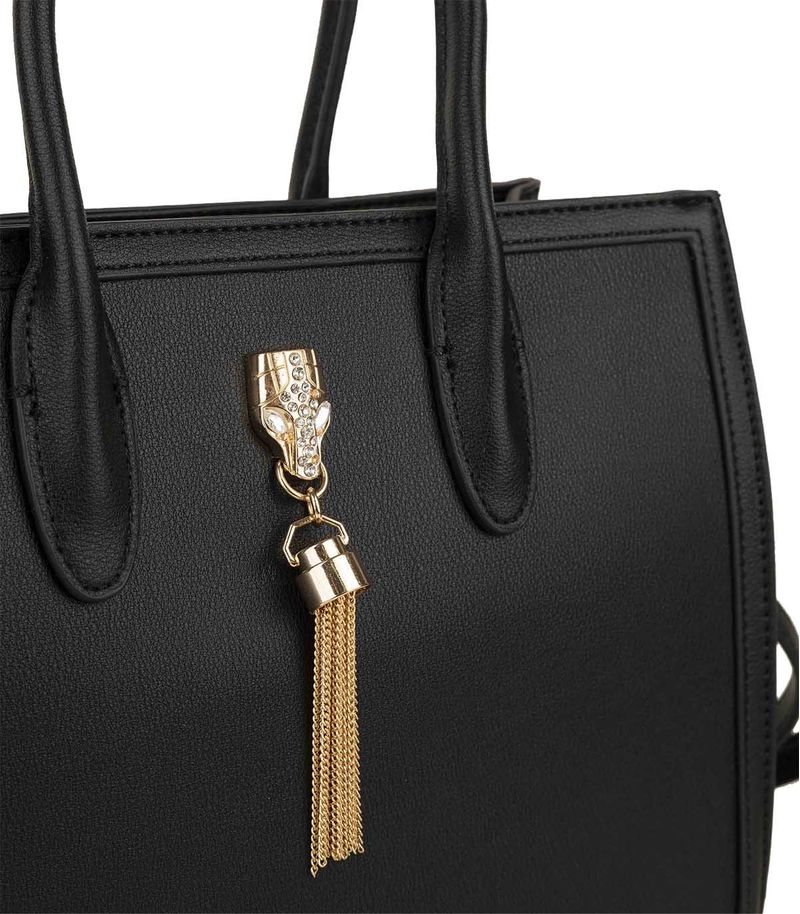 Cartera-elegante-simil-cuero-negro-con-aplique-dorado.jpg