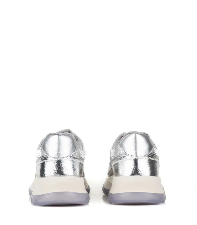 Zapatillas-urbanas-simil-cuero-plata-metalizado.jpg