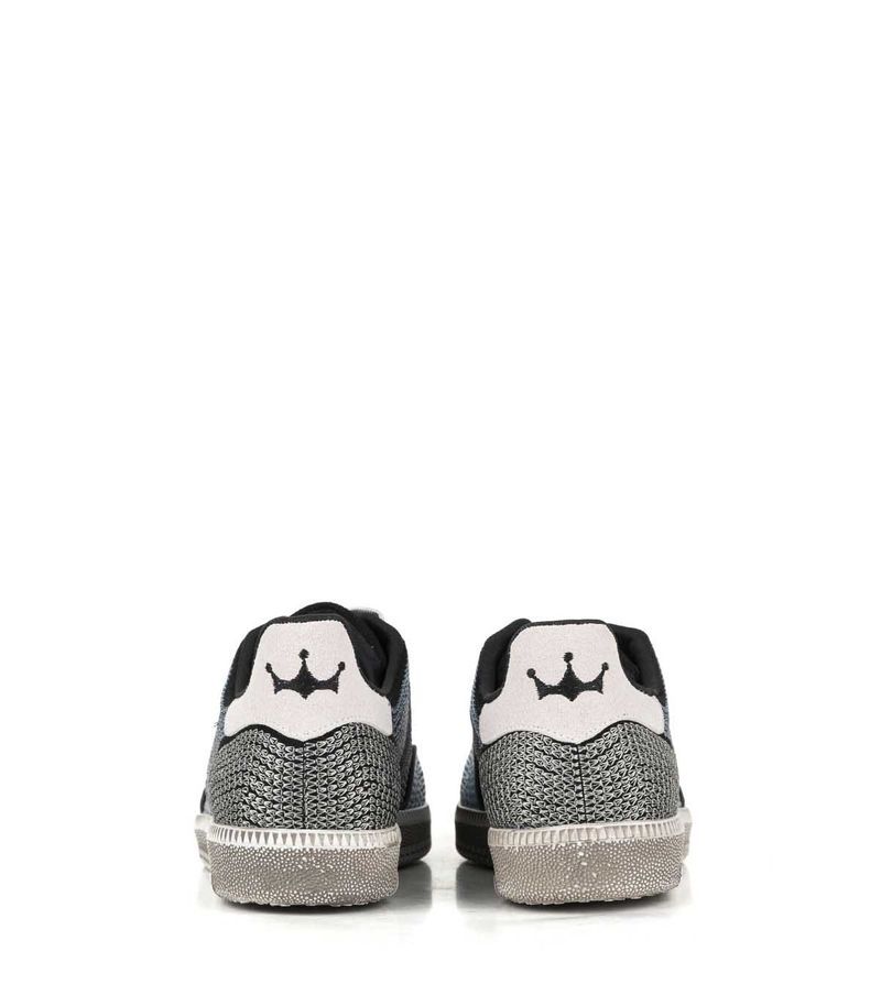 Zapatillas-urbanas-de-tela-negra-combinada.jpg