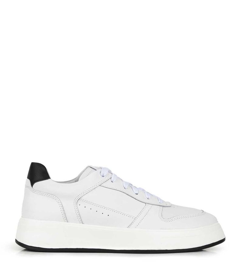Zapatillas-urbanas-de-cuero-blanco.jpg