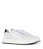 Zapatillas-urbanas-de-cuero-blanco.jpg