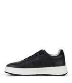 Zapatillas-urbanas-de-cuero-negro.jpg
