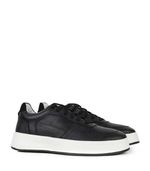 Zapatillas-urbanas-de-cuero-negro.jpg
