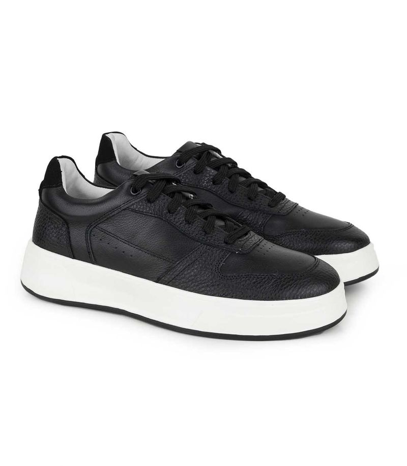 Zapatillas-urbanas-de-cuero-negro.jpg