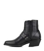 Botas-texanas-en-cuero-negro-con-tachas-y-hebilla.jpg