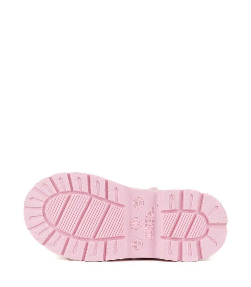 Borcegos-de-niña-en-simil-cuero-rosa-con-aplique-de-corazon.jpg