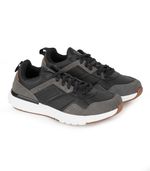 Zapatillas-urbanas-con-recortes-de-simil-en-negro.jpg