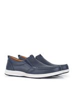 Mocasines-nauticos-de-cuero-azul-con-base-de-goma-cocida.jpg