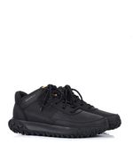 Zapatillas-trekking-de-cuero-con-puntera-cocida-en-negro.jpg
