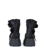 Botas-cortas-de-cuero-negro-con-hebillas-y-plataforma.jpg