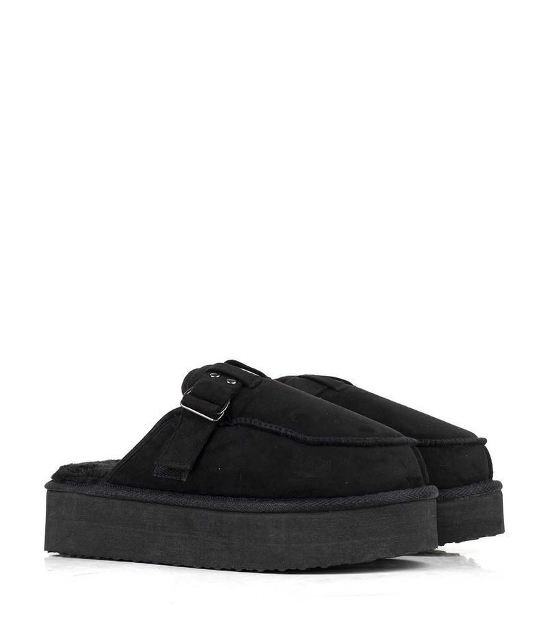Pantuflas-de-gamuza-en-negro.jpg